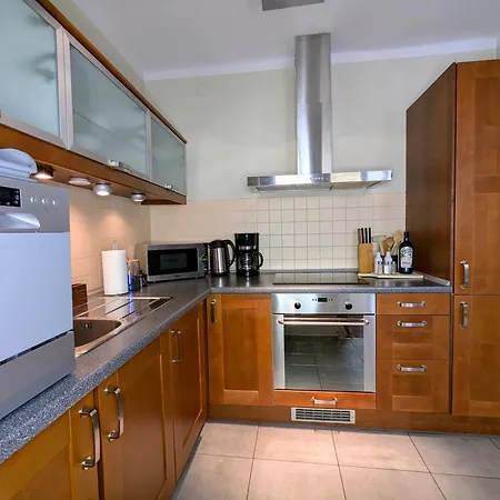 Bella Luna Luxury - Spacious 1br In Old Town *